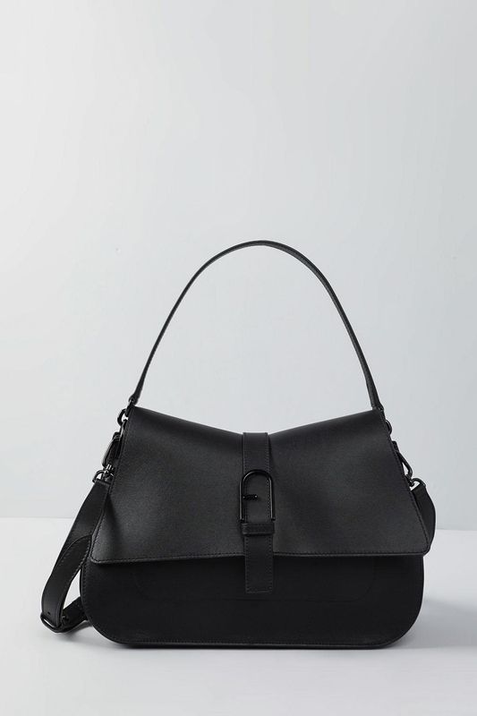 Кожаная сумка сетчел Flow L Furla