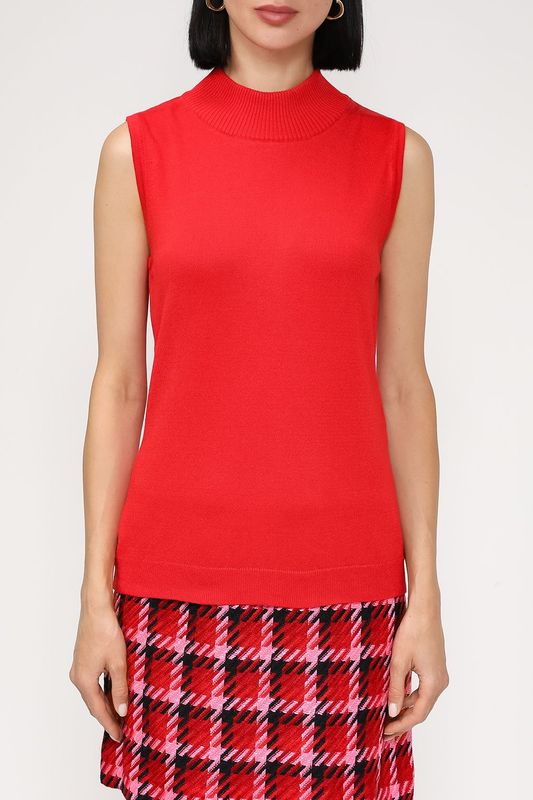 Однотонная водолазка с открытыми плечами More&More