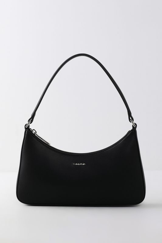 Сумка хобо CK Must Calvin Klein
