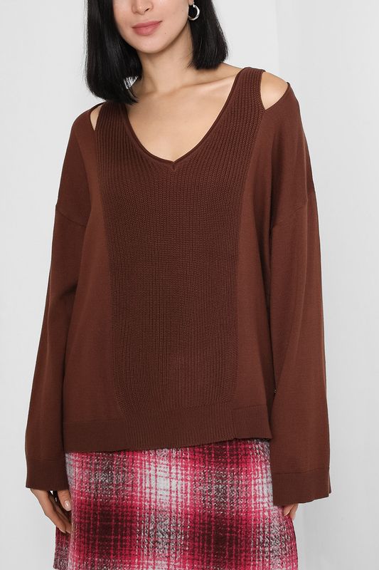 Пуловер с V-образным вырезом QUO