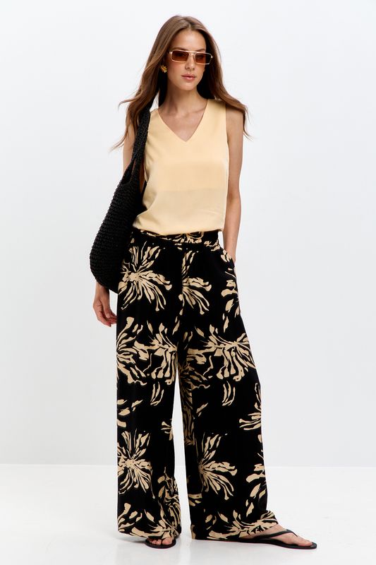 Брюки Trends Brands