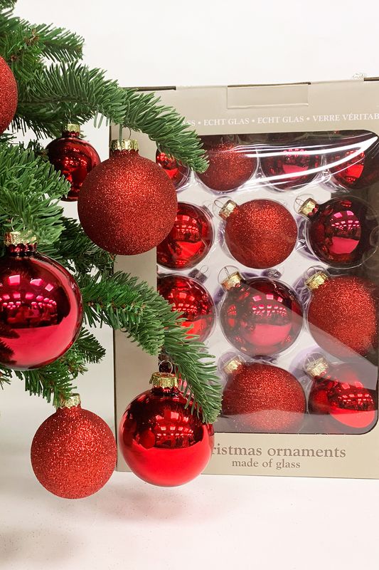 Набор из 26 новогодних шаров ChristmasDeLuxe
