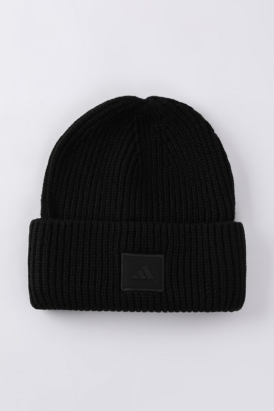 Шапка с логотипом Adidas