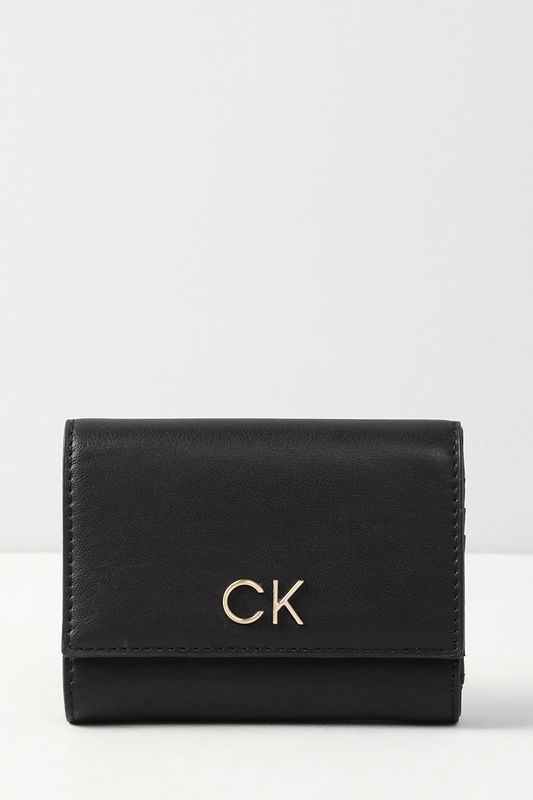 Кошелек с логотипом бренда Calvin Klein