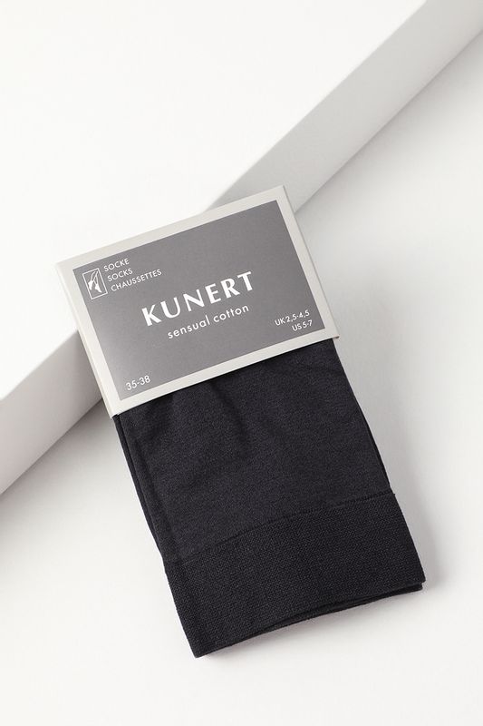 Хлопковые классические носки Kunert