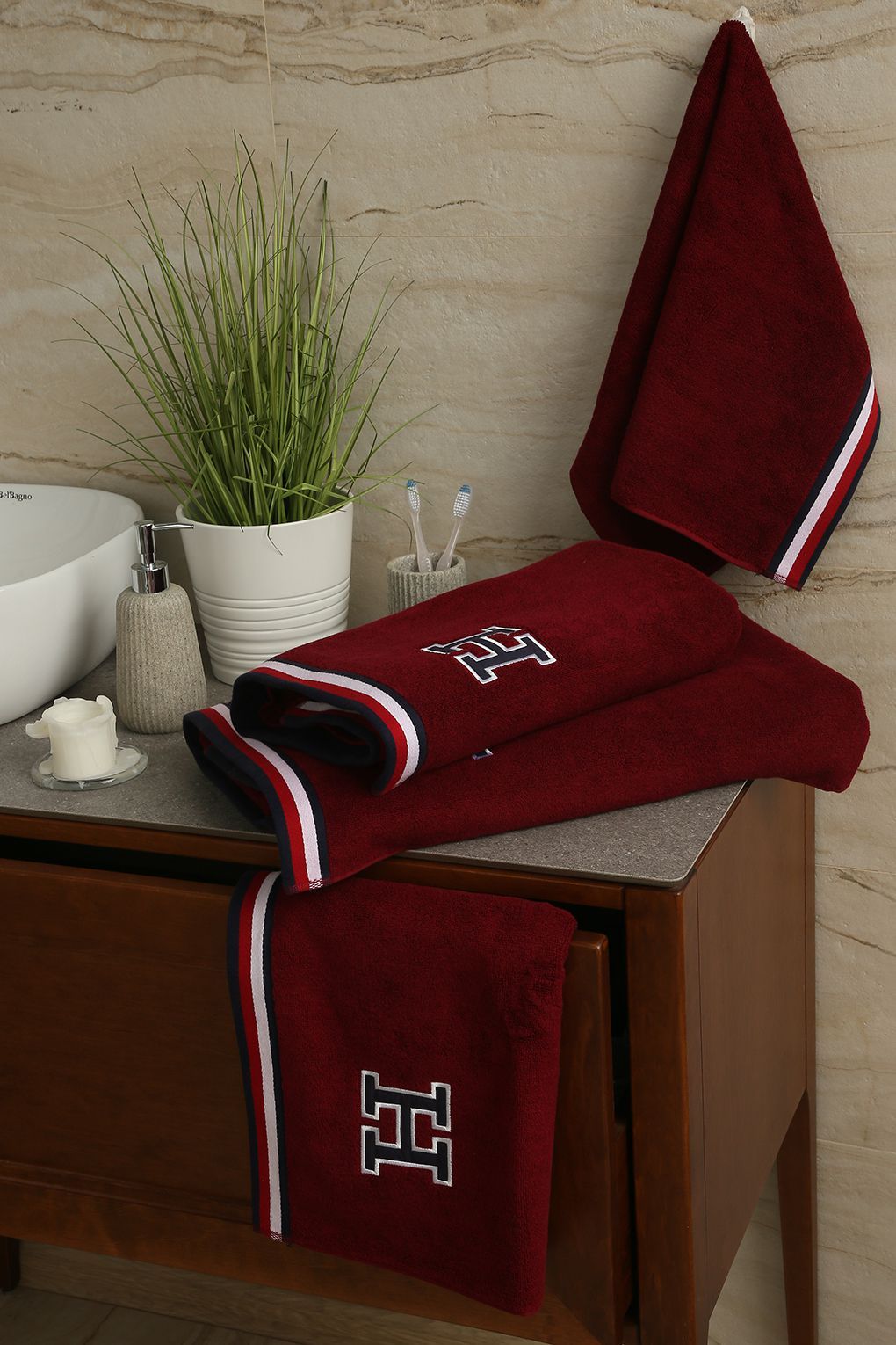Tommy Hilfiger Хлопковое полотенце Teddy Tommy Hilfiger Хлопковое полотенце Teddy