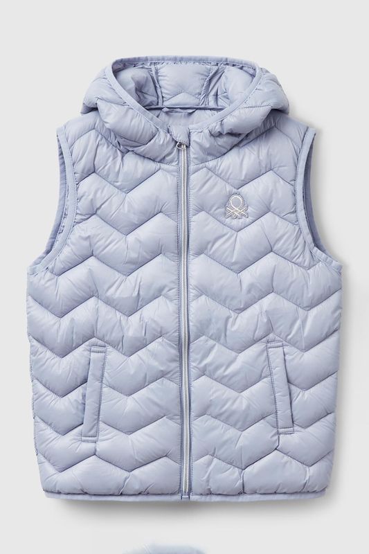 Жилет утепленный с капюшоном Benetton