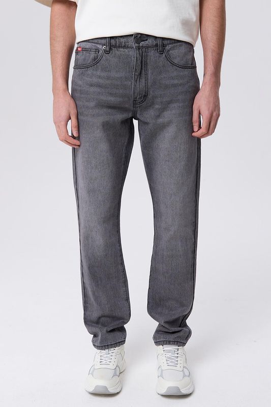 Джинсы прямого кроя зауженные Lee Cooper