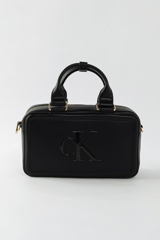 Сумка кросс-боди Calvin Klein