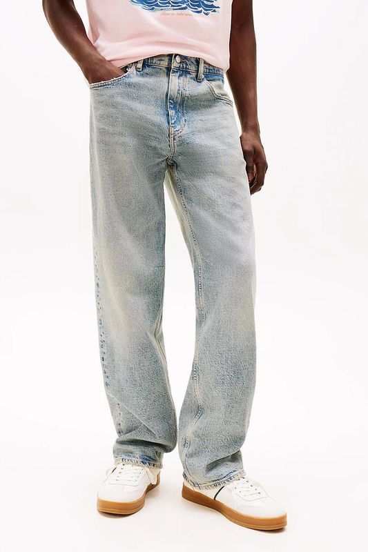 Джинсы свободного кроя Tommy Jeans